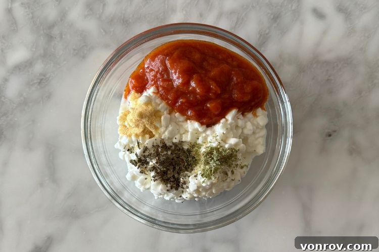 Cottage cheese mixed with marinara sauce